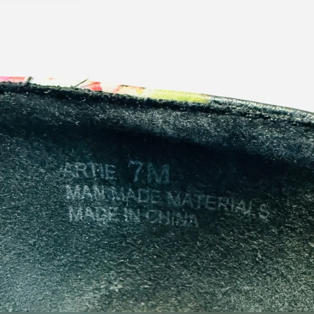 SBICCA Black Floral Open-Toe Flats - Picture 4 of 4